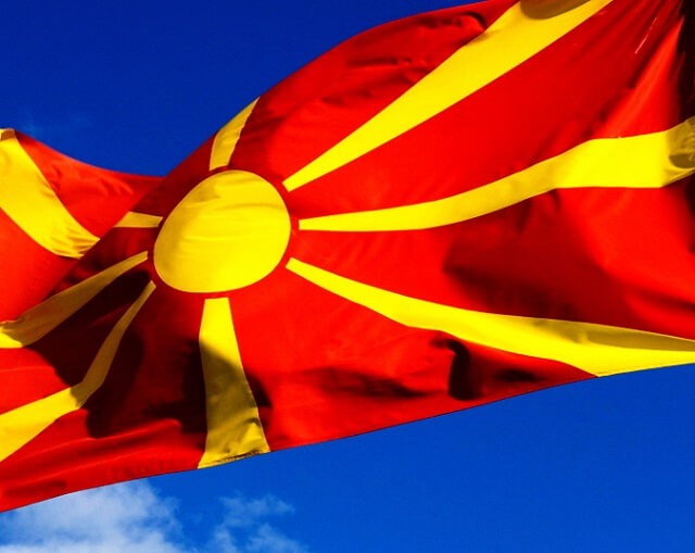 Честит и вековит празник Македонци!