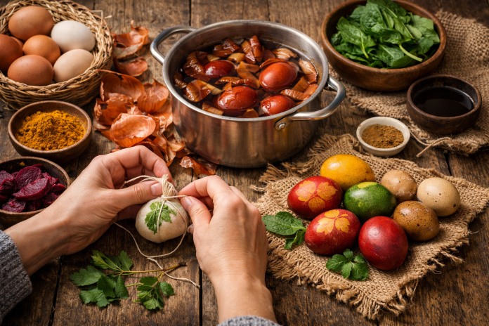 Фарбање јајца